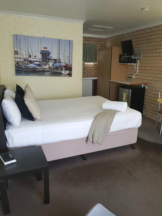 Twin Pines Motel Mooloolaba Exterior photo